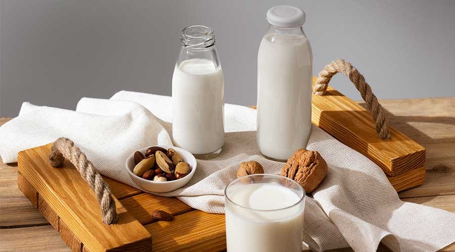 Sữa tươi không đường có thể giúp da sáng và đều màu