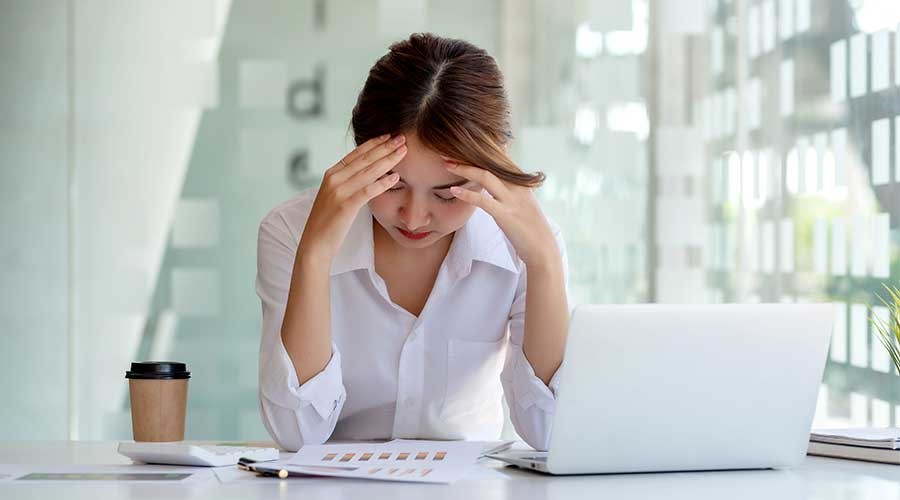 Căng thẳng kéo dài khiến cơ thể mất cân bằng nội tiết, suy giảm hệ miễn dịch, vùng kín dễ bị vi khuẩn tấn công