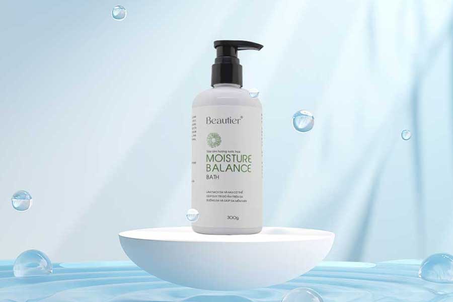 Sữa tắm Moisture Balance Bath giúp làm sạch và nuôi dưỡng da cơ thể mềm mịn, sáng khỏe